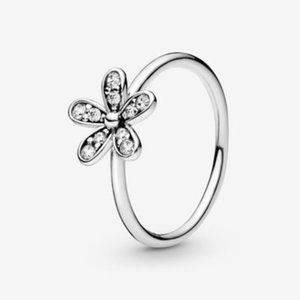 Pandora Women's Metallic Sparkling Daisy Ring